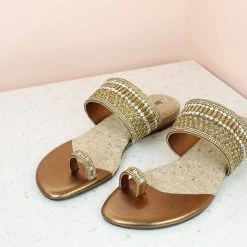 Inc.5 SALE DIAMOND FLAT THONG-ANTIQUE GOLD