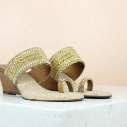 Inc.5 Ethnic DIAMOND VEDGE HEEL TOE POST-ANTIQUE GOLD