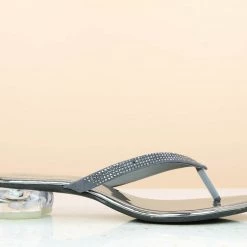 Inc.5 ROUND GLASS HEEL THONG - BLACK