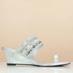 Inc.5 EMBROIDED TOE POST-SILVER 7 Inc.5 EMBROIDED TOE POST-SILVER