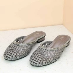 Inc.5 WOMEN WOVEN ETHNIC HARD MULE-GUN METAL