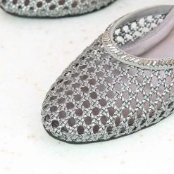 Inc.5 WOMEN WOVEN ETHNIC HARD MULE-GUN METAL