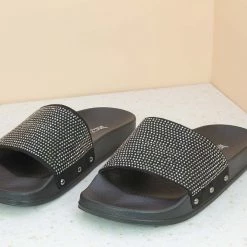 Inc.5 FLAT CASUAL PU MULE-BLACK