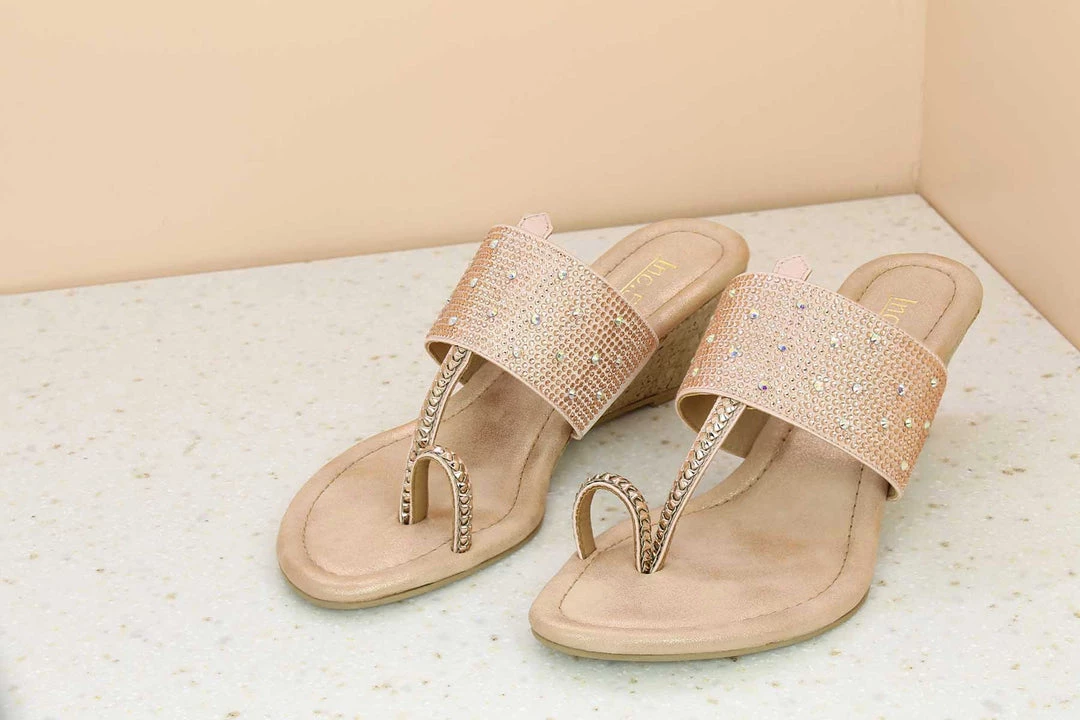 Inc.5 VEDGE HEEL SEQUENCE - ROSE GOLD SALE 6 Inc.5 VEDGE HEEL SEQUENCE - ROSE GOLD SALE