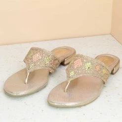 Inc.5 EMBROIDED FLAT ETHNIC THONG-ROSE GOLD