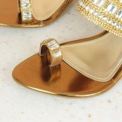 Inc.5 BLOCK HEEL DIAMOND TOE POST