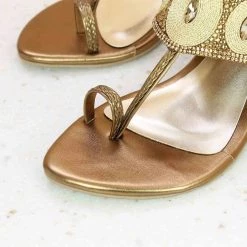 Inc.5 EMBROIDED BLACK HEEL THONG - ANTIQUE GOLD