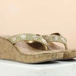 Inc.5 EMBROIDED CORK COVERED PLATFORM THONG - ANTIQUE GOLD
