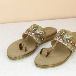 Inc.5 FLAT EMBROIDED THONG - ANTIQUE GOLD SALE 9 Inc.5 FLAT EMBROIDED THONG - ANTIQUE GOLD SALE