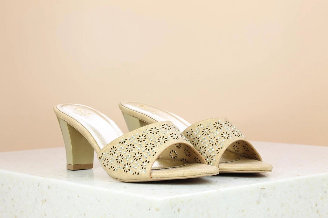 Inc.5 SALE LASER CUT BLOCK HEEL DIAMOND MULE - BEIGE 3 Inc.5 SALE LASER CUT BLOCK HEEL DIAMOND MULE - BEIGE