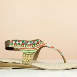 Inc.5 EMBROIDED SANDAL 8 Inc.5 EMBROIDED SANDAL