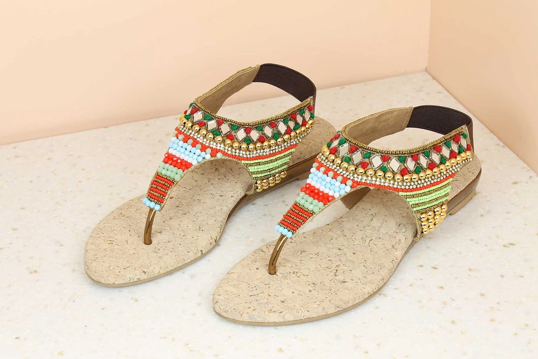 Inc.5 EMBROIDED SANDAL 6 Inc.5 EMBROIDED SANDAL