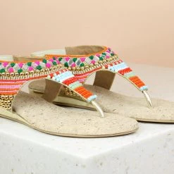 Inc.5 EMBROIDED SANDAL