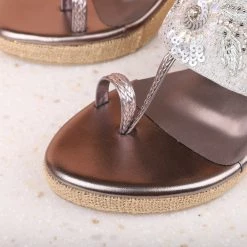 Inc.5 VEDGE HEEL EMBROIDED TOE POST Embroidery