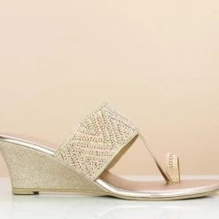Inc.5 SALE EMBROIDED VEDGE HEEL THONG - ROSE GOLD