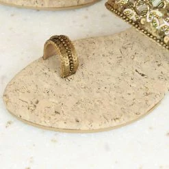 Inc.5 EMBROIDED VEDGE HEELS TOE POST