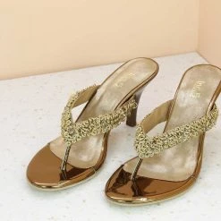 Inc.5 SALE EMBROIDED THONG - ANTIQUE GOLD