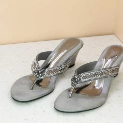 Inc.5 SEQUENCE VEDGE HEEL THONG - GUN METAL