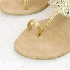 Inc.5 SALE EMBROIDED VEDGE HEEL TOE POST