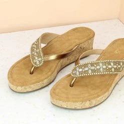 Inc.5 CORK COVERED EMBROIDED THONG SALE