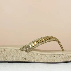 Inc.5 EMBROIDED THONG