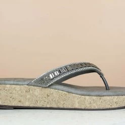 Inc.5 EMBROIDED THONG