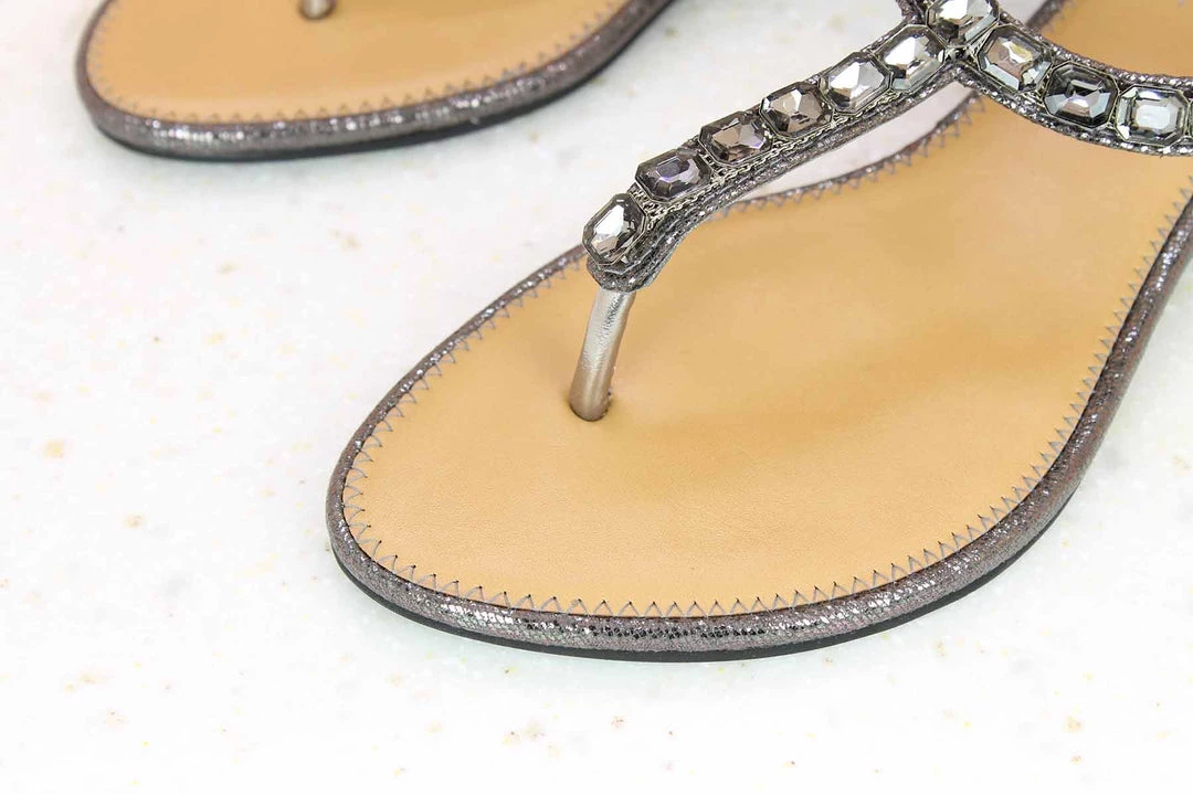 Inc.5 Embroidery EMBROIDED FLAT SANDAL 4 Inc.5 Embroidery EMBROIDED FLAT SANDAL