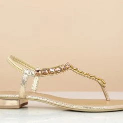 Inc.5 SALE EMBROIDED FLAT SANDAL