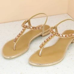 Inc.5 SALE EMBROIDED FLAT SANDAL