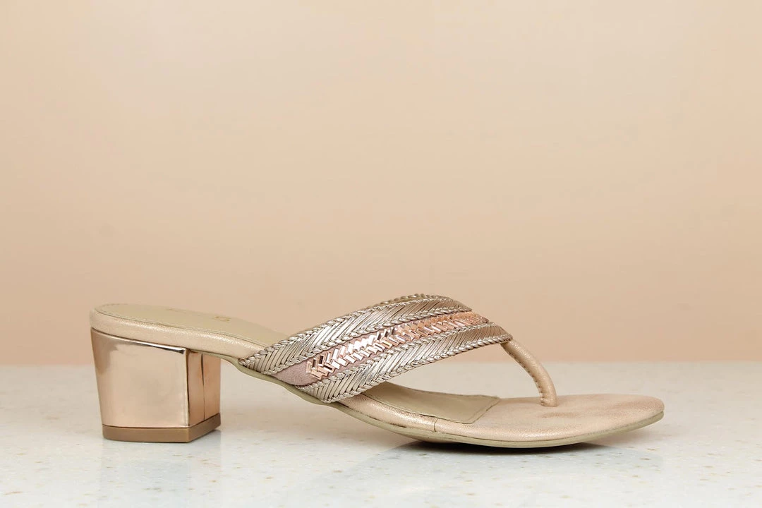 Inc.5 BLOCK HEEL DIAMOND THONG 5 Inc.5 BLOCK HEEL DIAMOND THONG