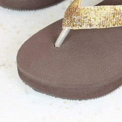 Inc.5 EMBROIDED RUBBER PLATFORM THONG