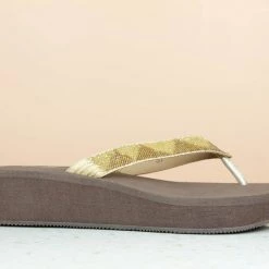 Inc.5 EMBROIDED RUBBER PLATFORM THONG