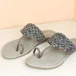 Inc.5 FLAT EMBROIDED SALE