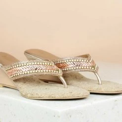 Inc.5 VEDGE HEEL EMBROIDED THONG SALE