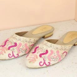 Inc.5 Embroidery EMBROIDED MULES