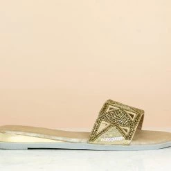 Inc.5 SALE EMBROIDED FLAT MULES 8 Inc.5 SALE EMBROIDED FLAT MULES