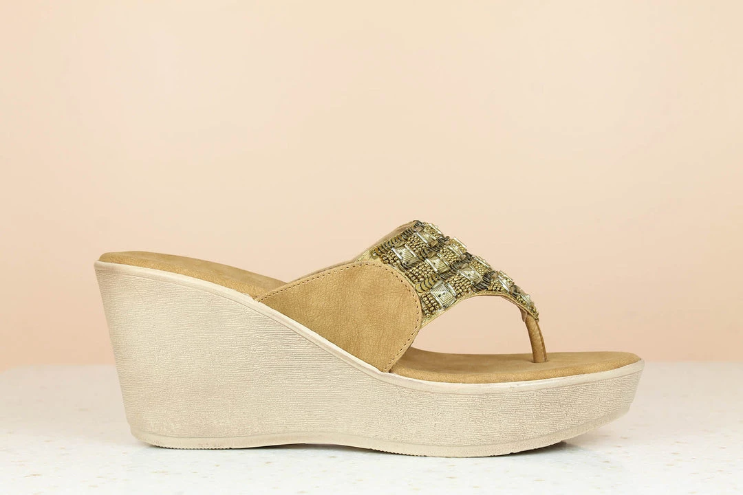 Inc.5 EMBROIDED PLATFORM THONG 4 Inc.5 EMBROIDED PLATFORM THONG