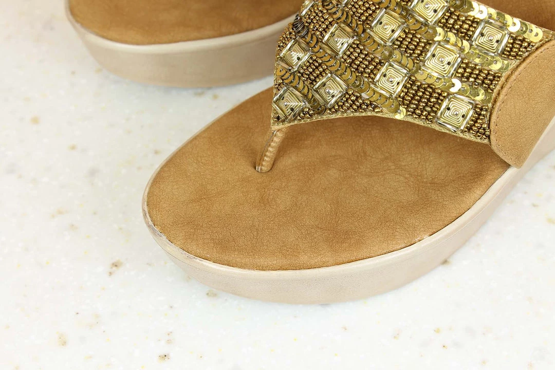 Inc.5 EMBROIDED PLATFORM THONG 6 Inc.5 EMBROIDED PLATFORM THONG