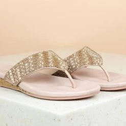 Inc.5 EMBROIDED FLAT THONG WOMEN