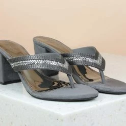 Inc.5 BLOCK HEEL DIAMOND THONG SALE