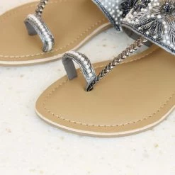 Inc.5 FLAT EMBROIDED TOE POST WOMEN