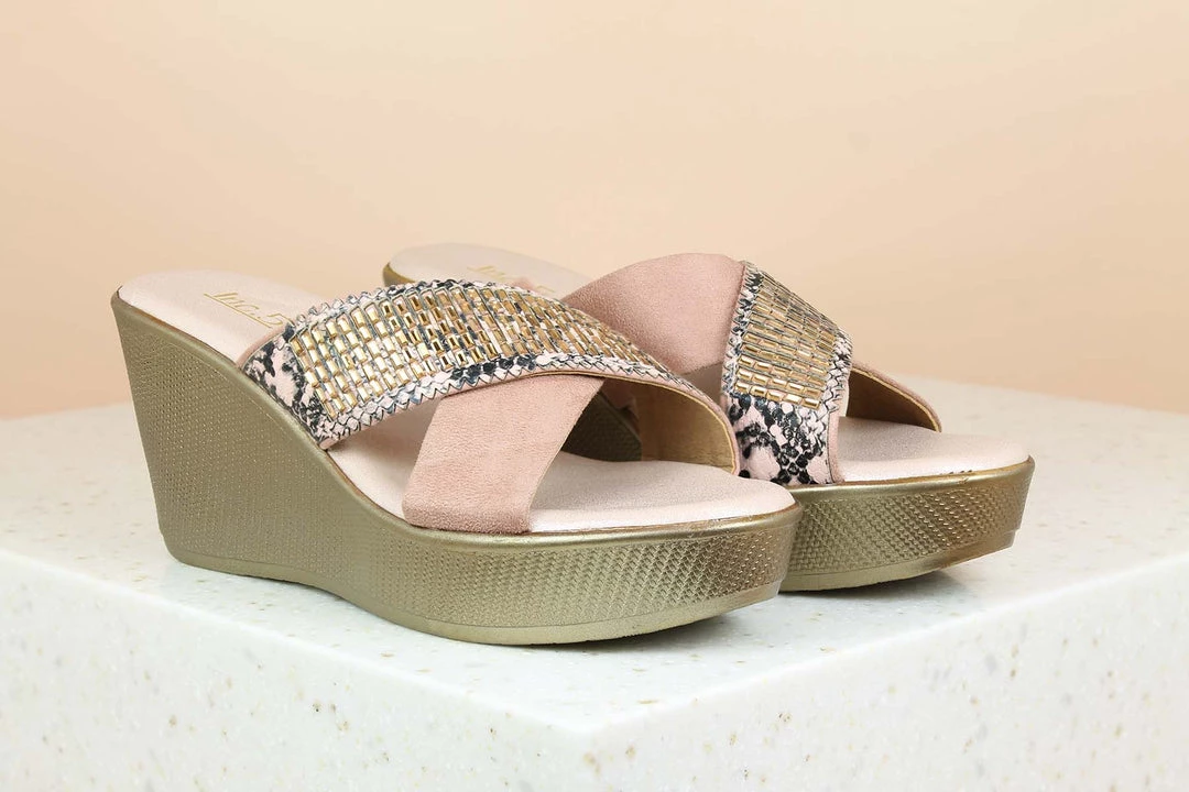 Inc.5 SALE CROSS STRAP DIAMOND PLATFORM 3 Inc.5 SALE CROSS STRAP DIAMOND PLATFORM