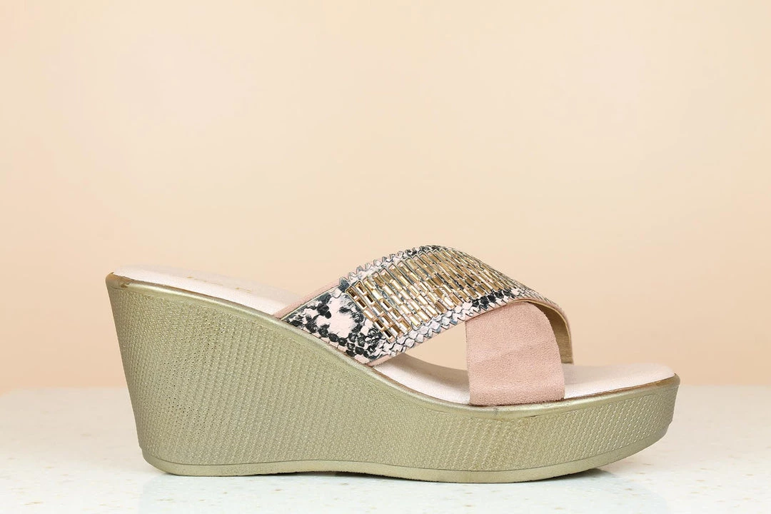 Inc.5 SALE CROSS STRAP DIAMOND PLATFORM 4 Inc.5 SALE CROSS STRAP DIAMOND PLATFORM