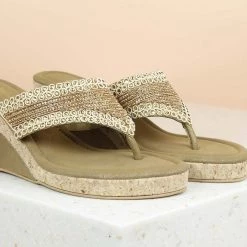 Inc.5 VEDGE HEEL EMBROIDED THONG SALE