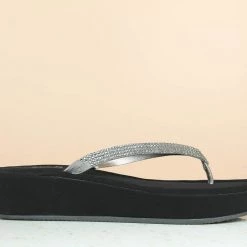 Inc.5 PLATFORM DIAMOND THONG