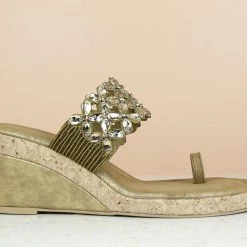 Inc.5 EMBROIDED PLATFORM 8 Inc.5 EMBROIDED PLATFORM