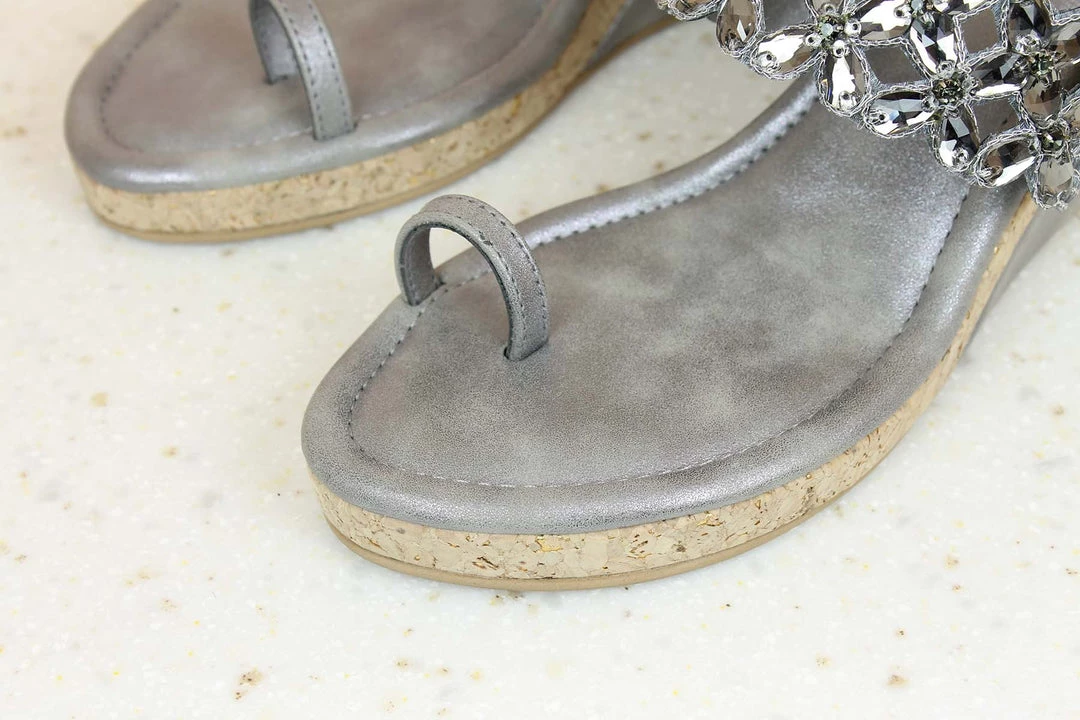 Inc.5 EMBROIDED PLATFORM 4 Inc.5 EMBROIDED PLATFORM