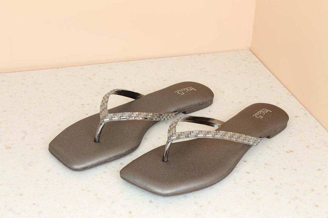 Inc.5 FLAT DIAMOND THONG WOMEN 4 Inc.5 FLAT DIAMOND THONG WOMEN