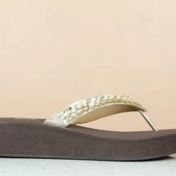 Inc.5 SALE EMBROIDED RUBBER PLATFORM