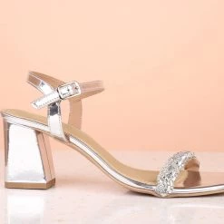 Inc.5 BLOCK HEEL DIAMOND SANDAL Inc5